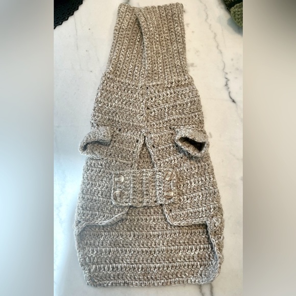 Gorgeous hand crochet 100% Washable Merino Wool Dog Coat/Sweater, beige/oatmeal - Picture 3 of 9